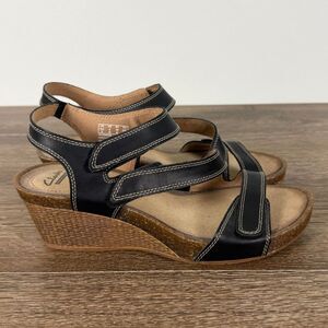 Clarks Cushion Strappy Wedge Sandals Soft Comfort Women 8 Black